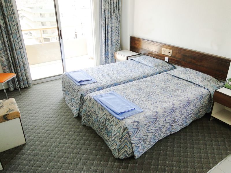 Sunflower Hotel Apartments Larnaca Exterior photo