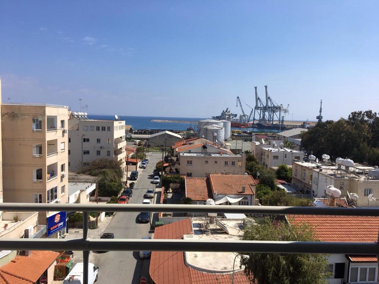 Sunflower Hotel Apartments Larnaca Exterior photo